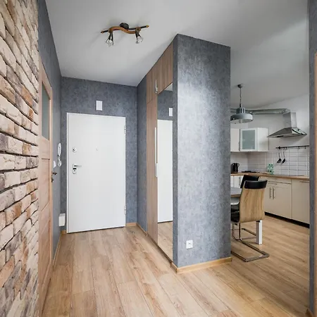 Wola Jana Kazimierza Chic Apartment Warsaw Exterior photo