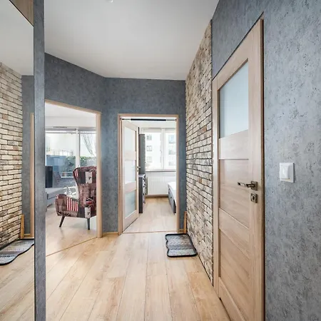 Wola Jana Kazimierza Chic Apartment Warsaw Exterior photo