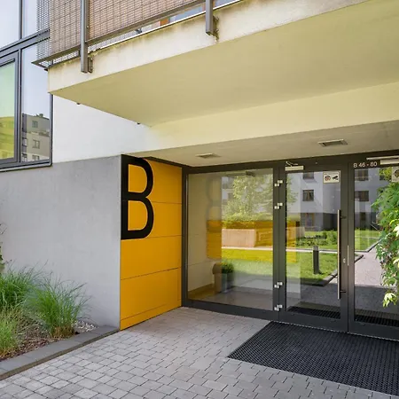 Wola Jana Kazimierza Chic Apartment Warsaw Exterior photo